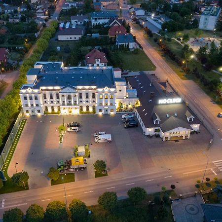 Aparthotel Arkadia Radziejów Exterior foto