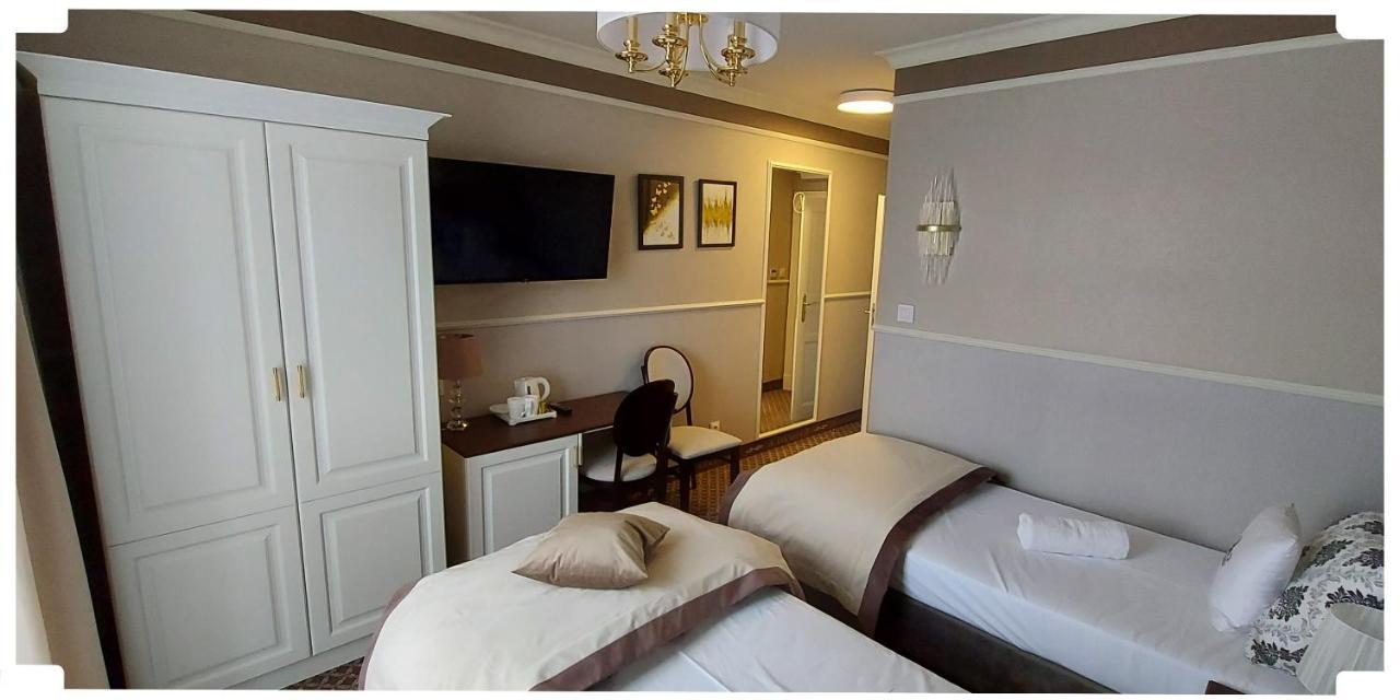 Aparthotel Arkadia Radziejów Exterior foto