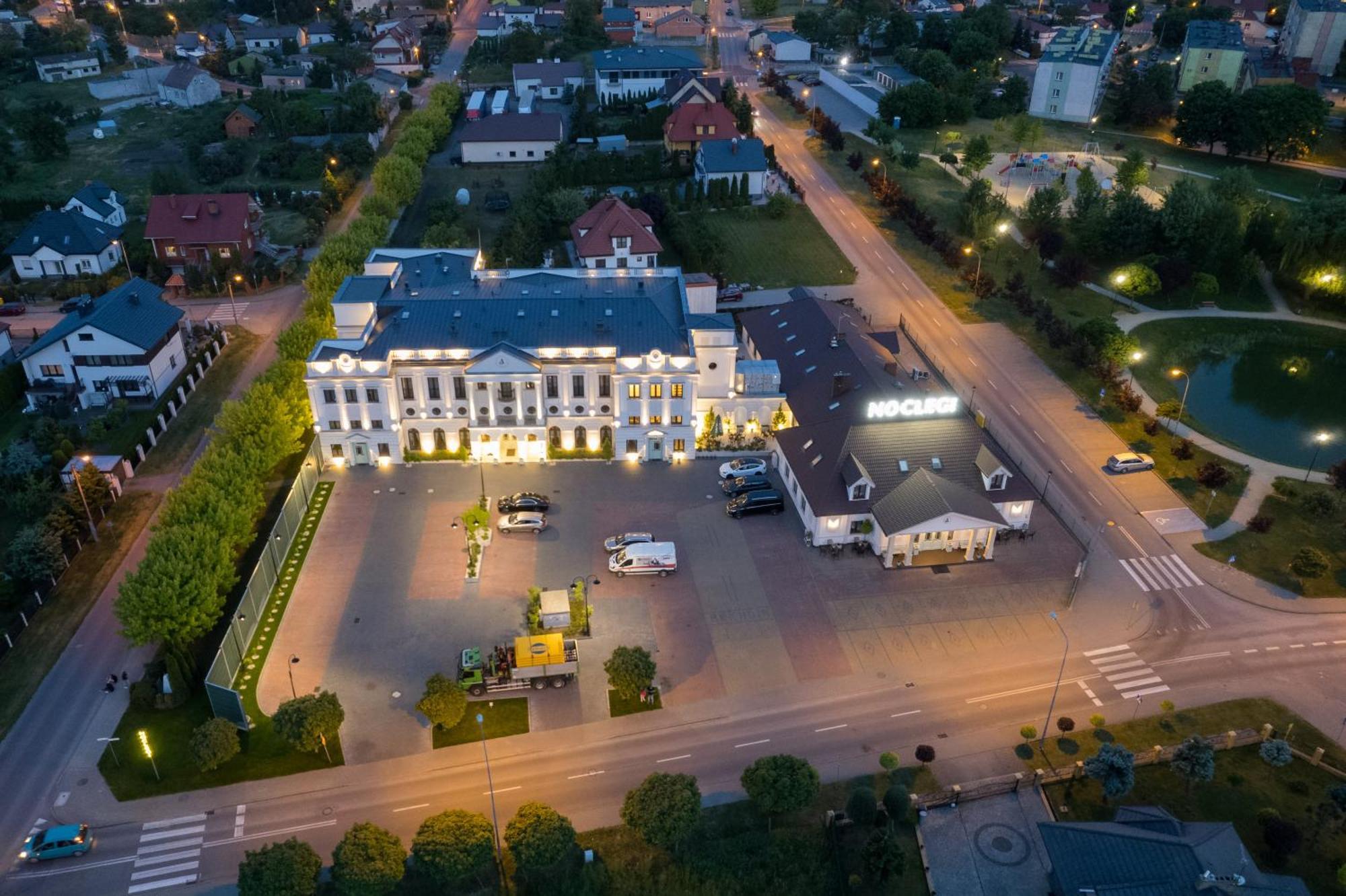 Aparthotel Arkadia Radziejów Exterior foto